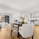 Luxury, Newly Renovated 3 Bedroom, 78M Sq Central Oslo Apartment In Grunnerlokka